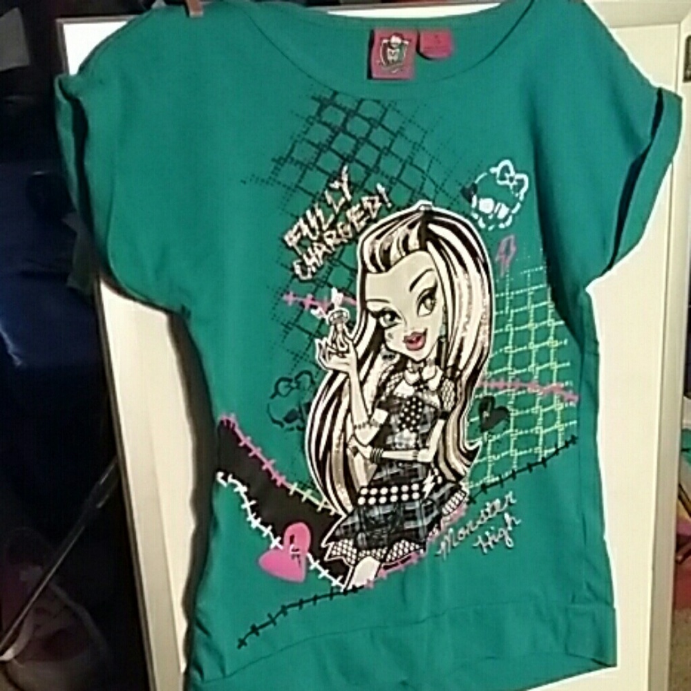 Tee shirt